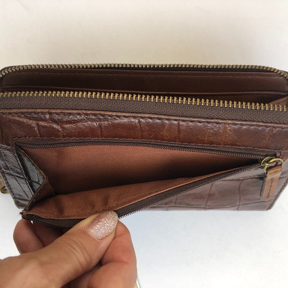 Fossil Brown Leather Croc Embossed Amanda Zip Around Wallet / Wristlet Timeless - Picture 16 of 17